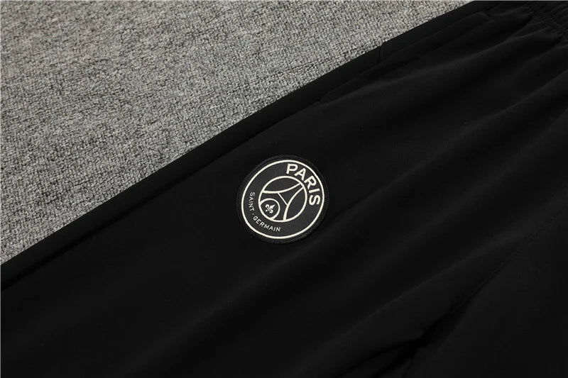Survêtement PSG Paris beige/noir 2023/24