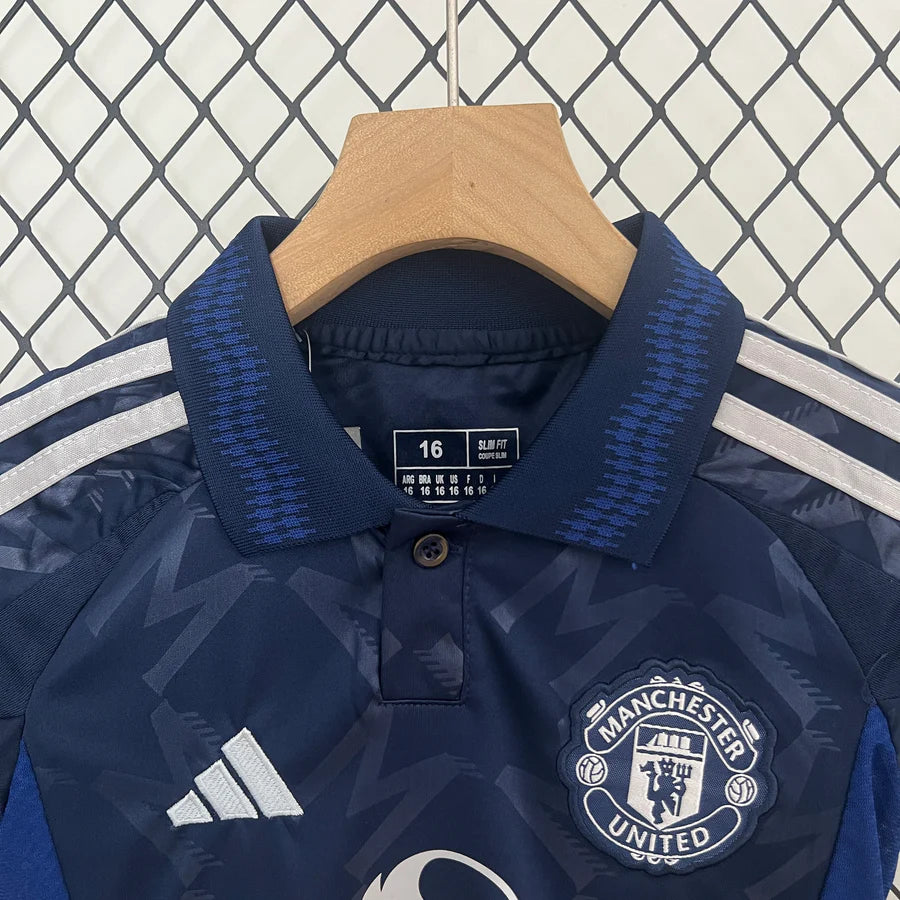 Manchester United Away Football Kit 2024/25 - Kids