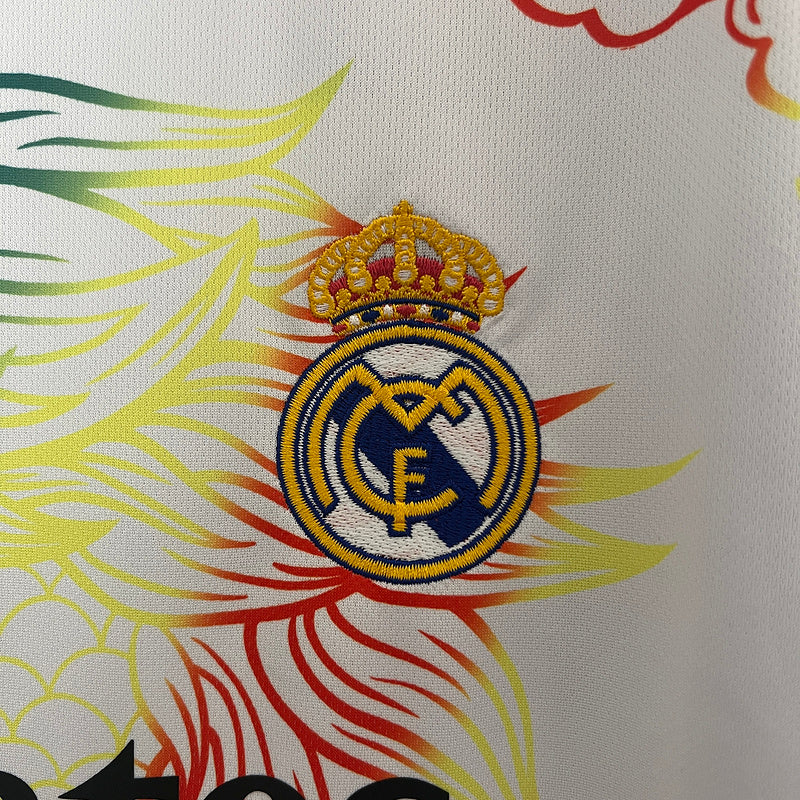 MAILLOT 24/25 REAL MADRID EDITION SPÉCIAL Blanc