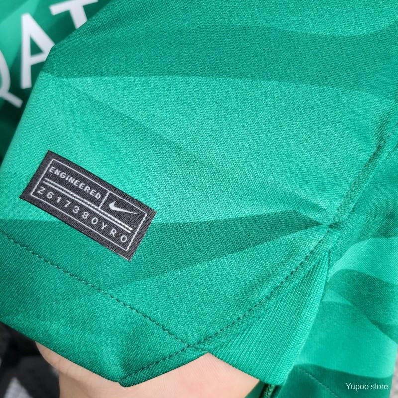 PSG/Paris Goalkeeper Jersey 2023/24