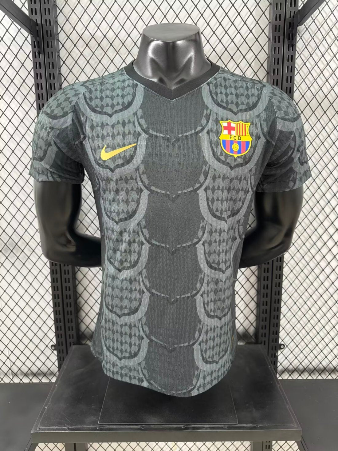Barcelona 2024/25 Black Special Edition Jersey - PLAYER VERSION