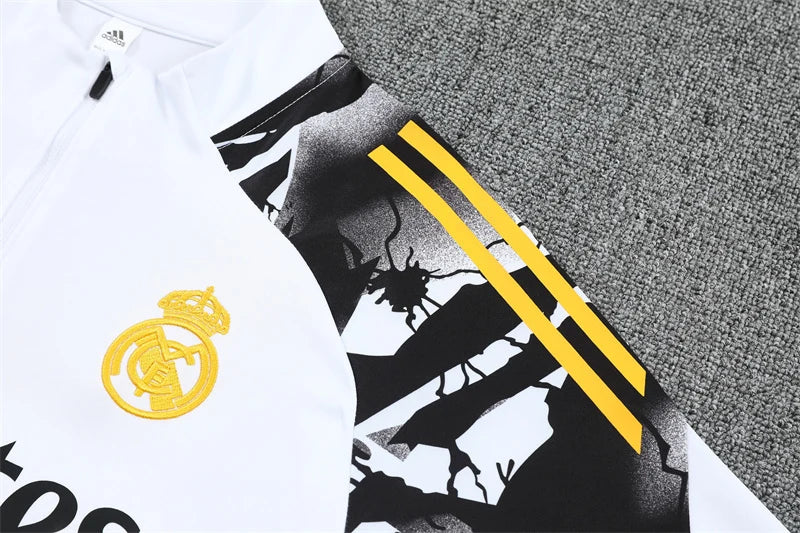 Survêtement Real Madrid Spécial Avengers Marvel jogging 2025/26