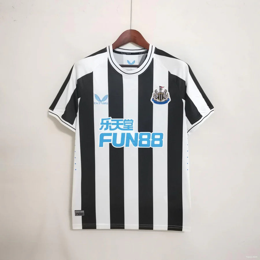 Newcastle home jersey 2022/23