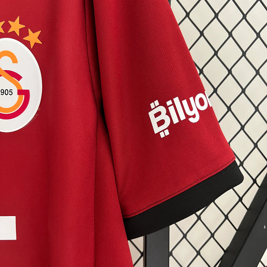 Galatasaray home football jersey 2024/25