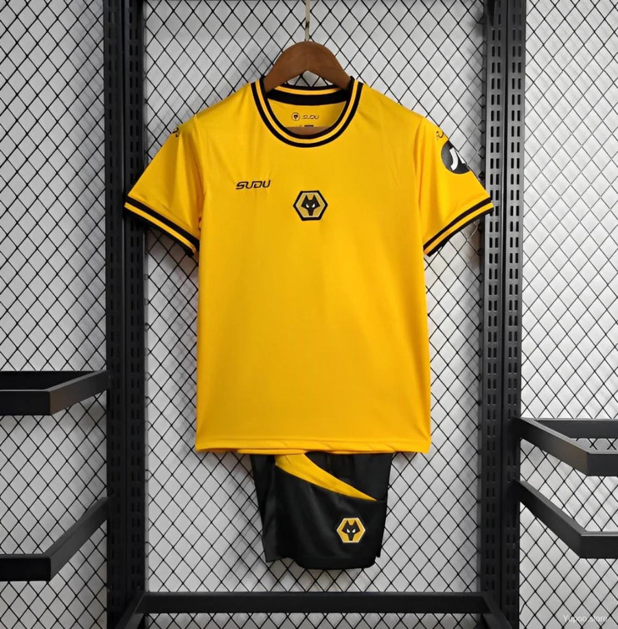 Wolverhampton home football set kit 2024/25