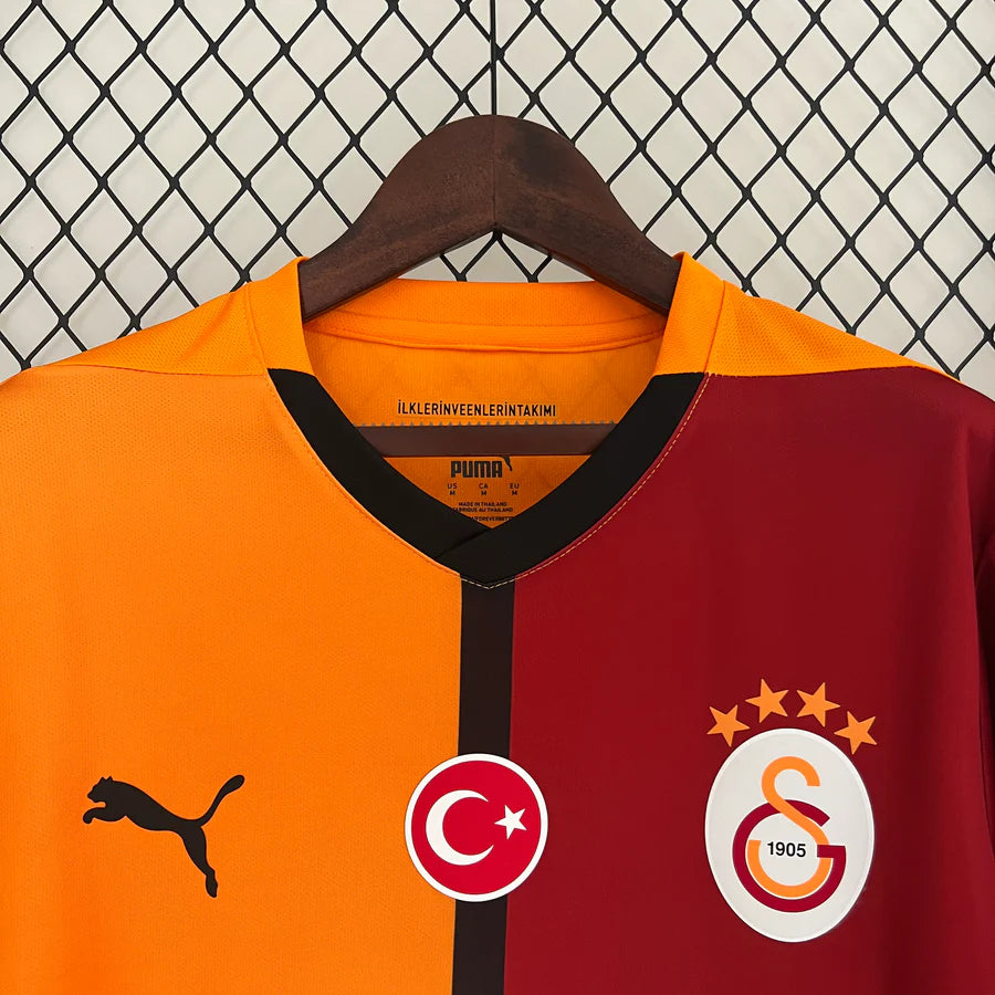 Galatasaray home football jersey 2024/25