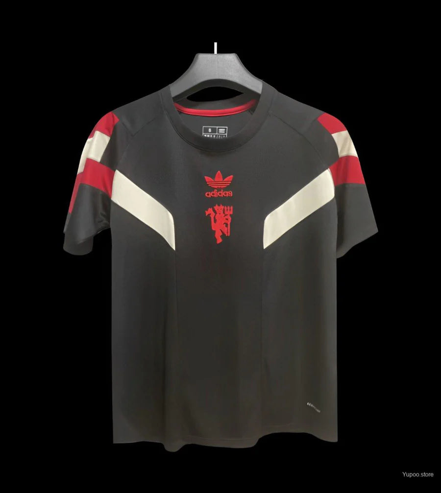 Manchester United Away Shirt 2022/23