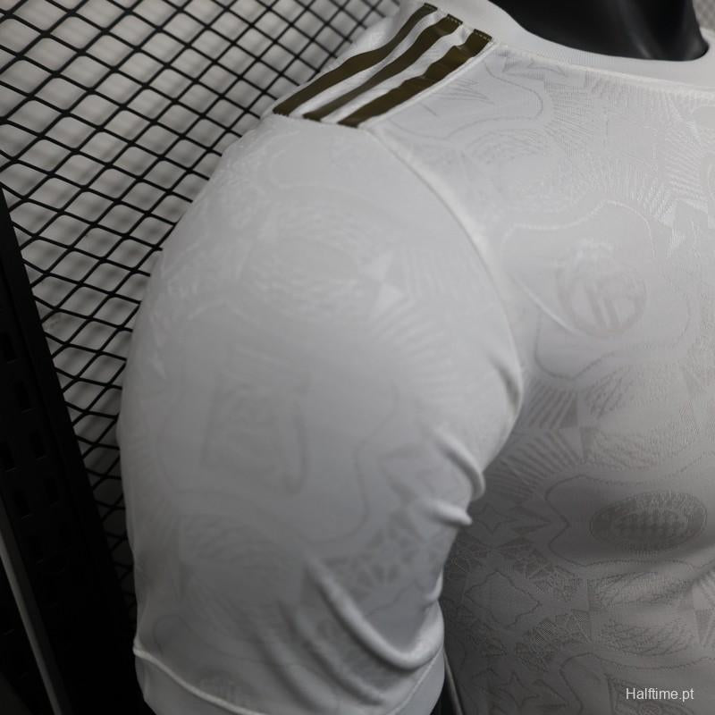 MAILLOT Bayern Munich Blanc 125th Anniversary Emblem