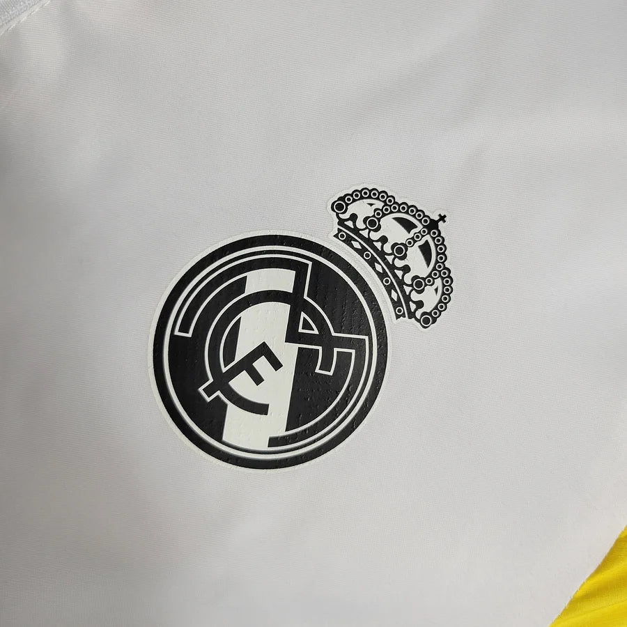 Real Madrid white windbreaker jacket 2024/25