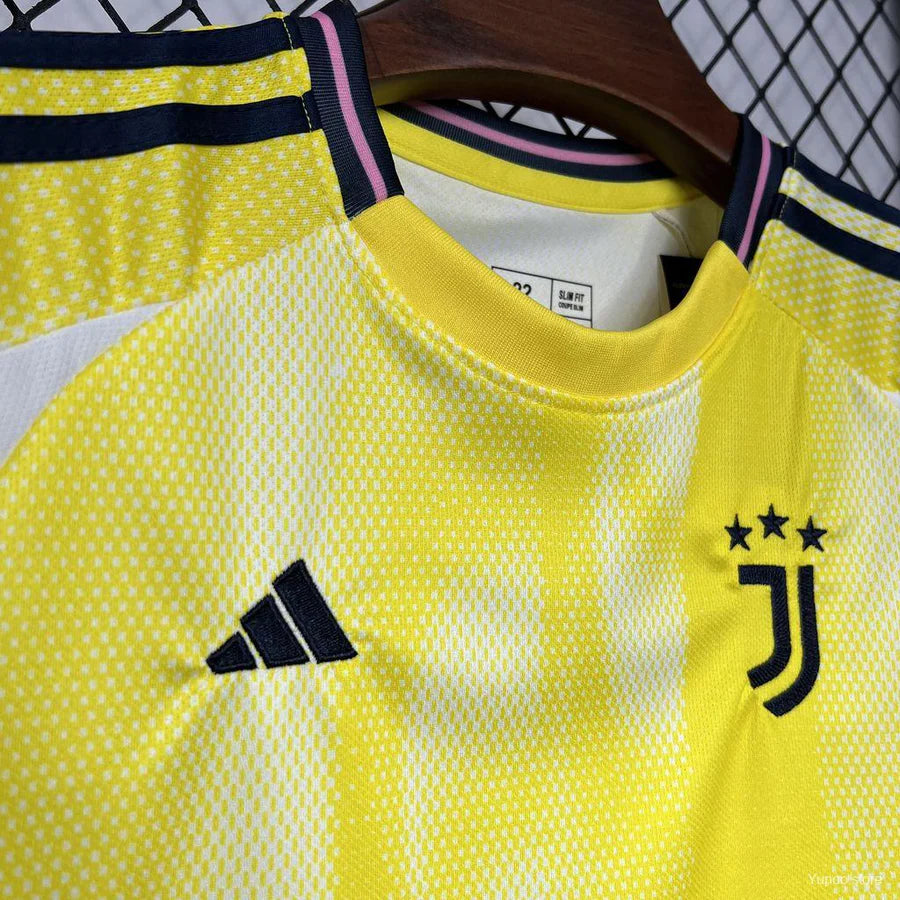 Juventus Away Football Kit 2024/25