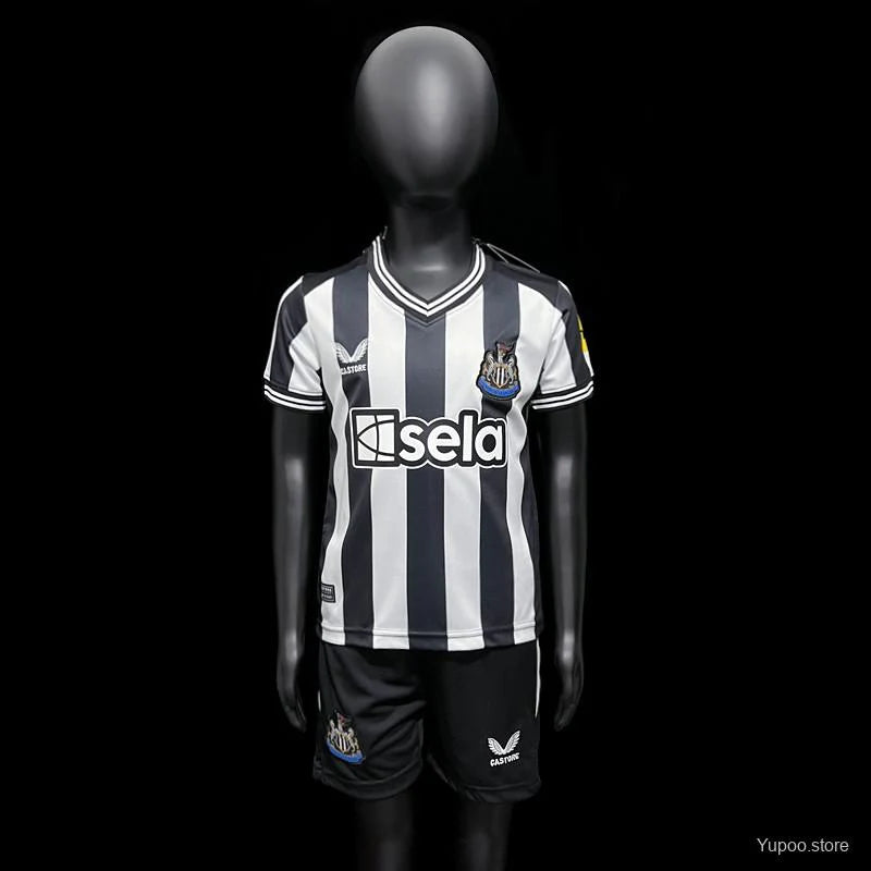 Newcastle home kit 2022/23