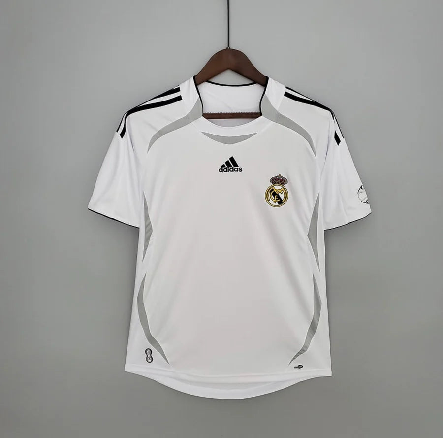 Real Madrid Retro TEAMGEIST Jersey