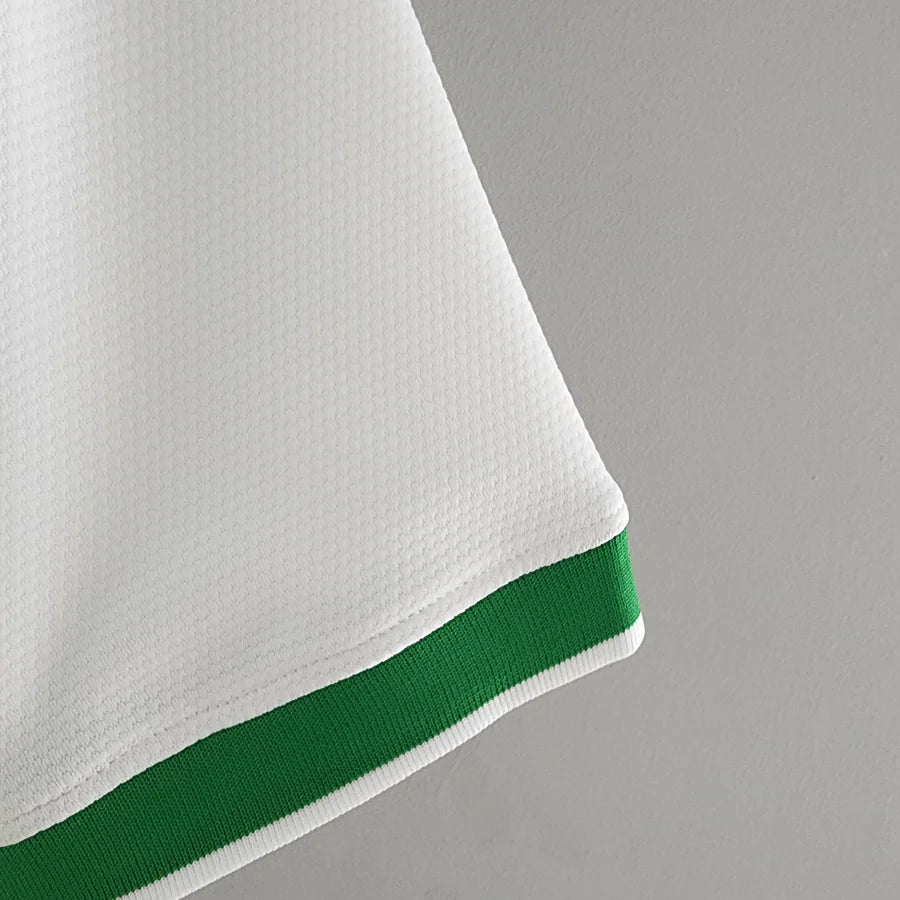 Newcastle third jersey 2022/23