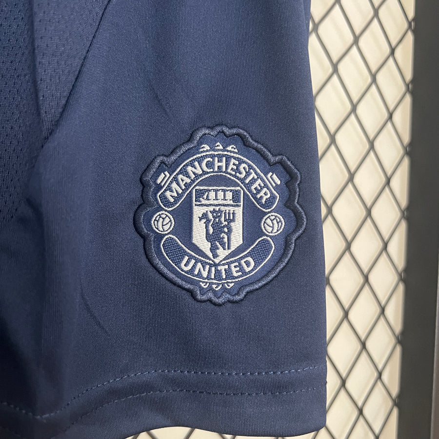 Manchester United Away Football Kit 2024/25 - Kids