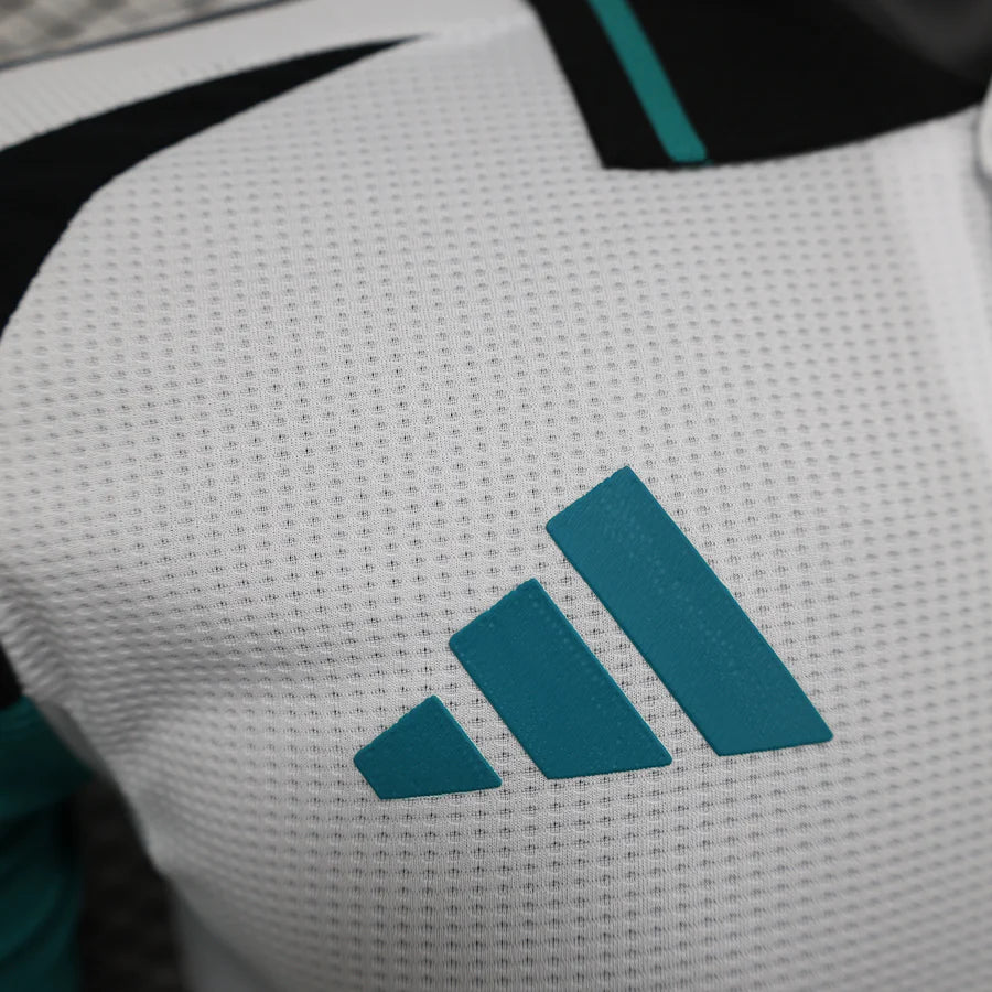 Newcastle United third Player Jersey Version 2024/25