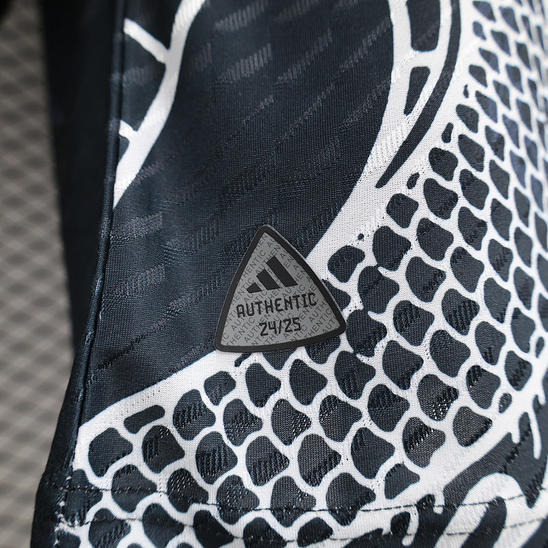 REAL MADRID MAILLOT CONCEPT Noir 24/25