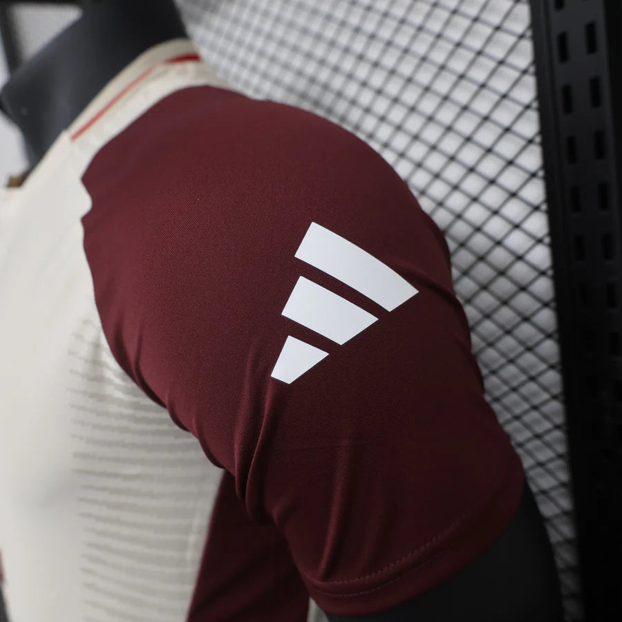 Maillot Bayern Munich Training entraînement Player Version 2024/25