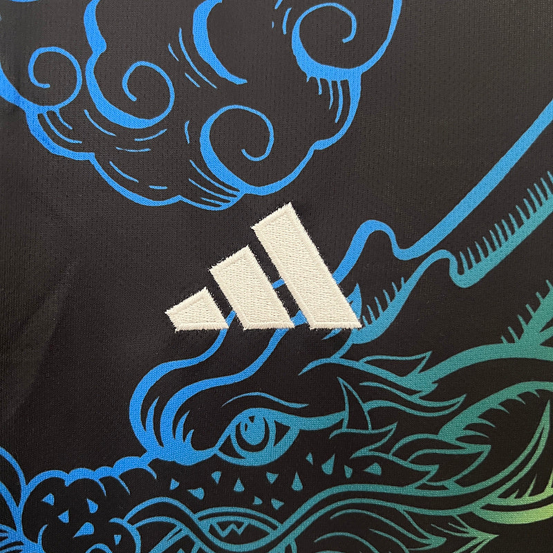 MAILLOT 24/25 REAL MADRID EDITION SPÉCIAL Noir