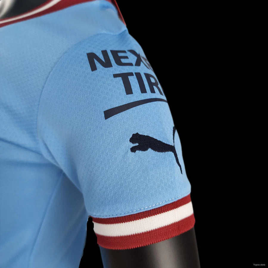 Kit Manchester City domicile 2022/23