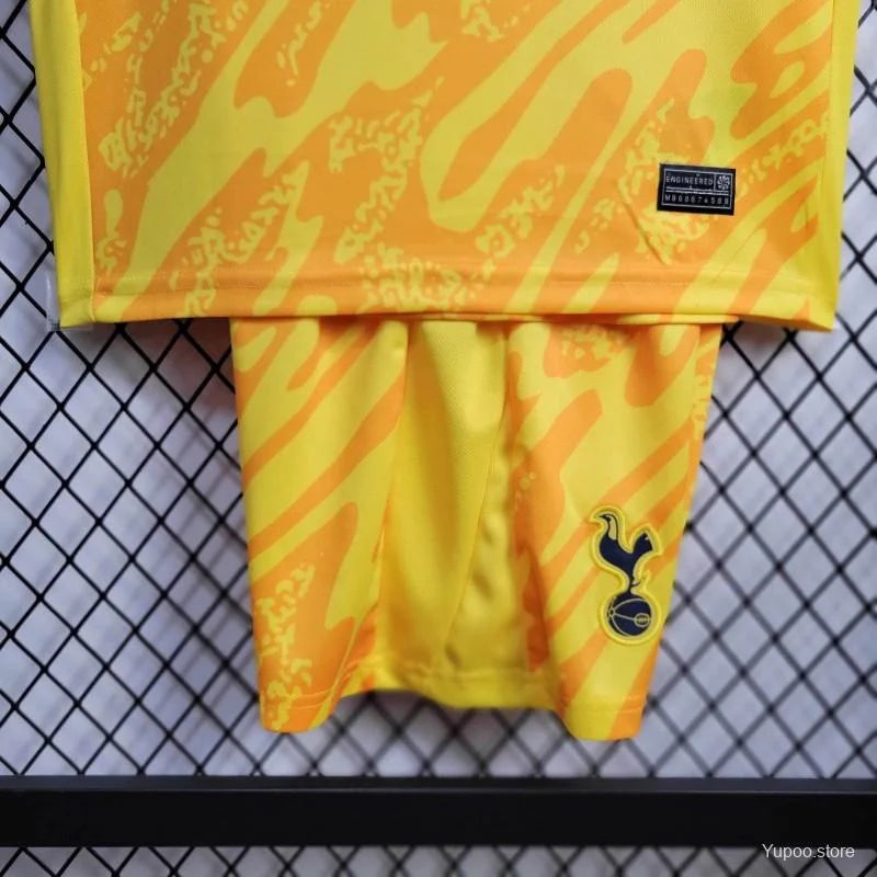 Tottenham goalkeeper football kit 2024/25
