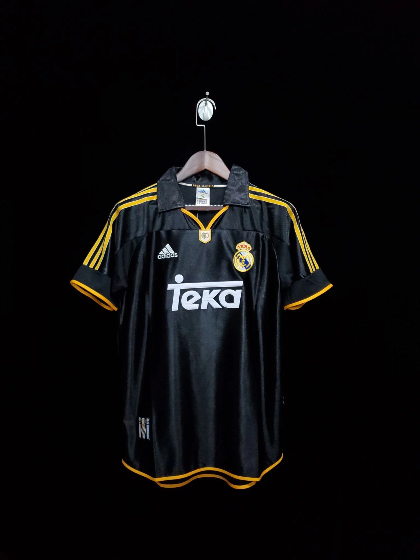 Real Madrid Retro Jersey 98/99