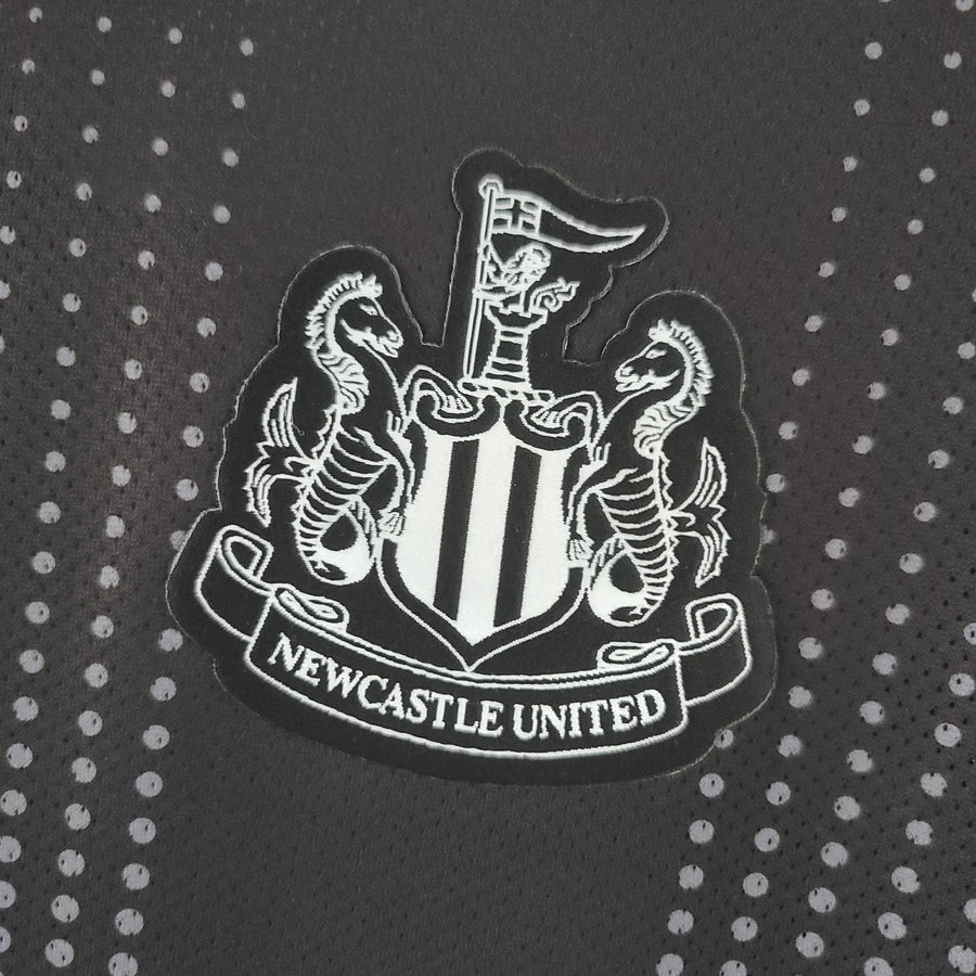 Newcastle Black Jersey 2022/23