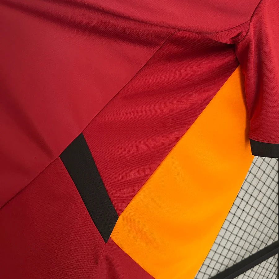 Galatasaray home football jersey 2024/25
