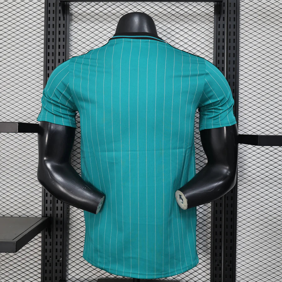 Maillot football Liverpool Rétro Player Version 2025/26