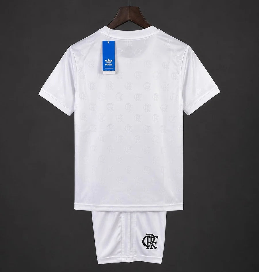 Kit ensemble football Real Madrid 125e anniversaire 2026/27