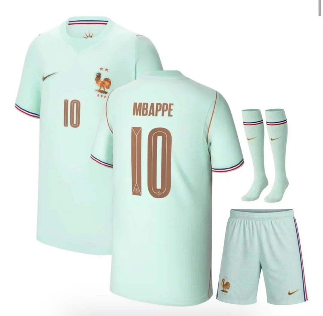 Kit ensemble football France extérieur adulte/enfant 2026/27 MBAPPE #10