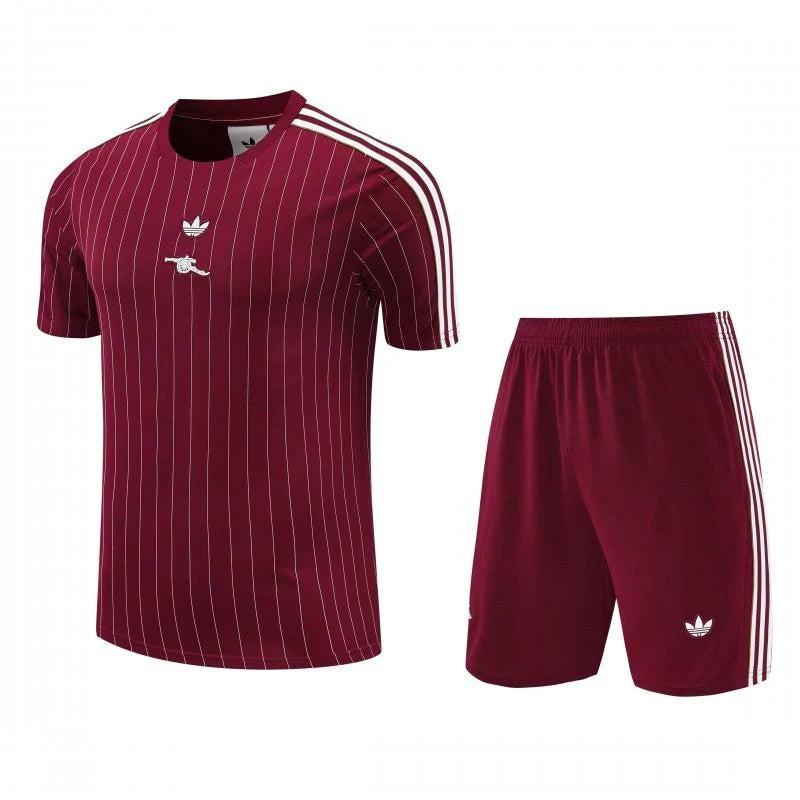 Kit football Arsenal ensemble Retro 2025/26