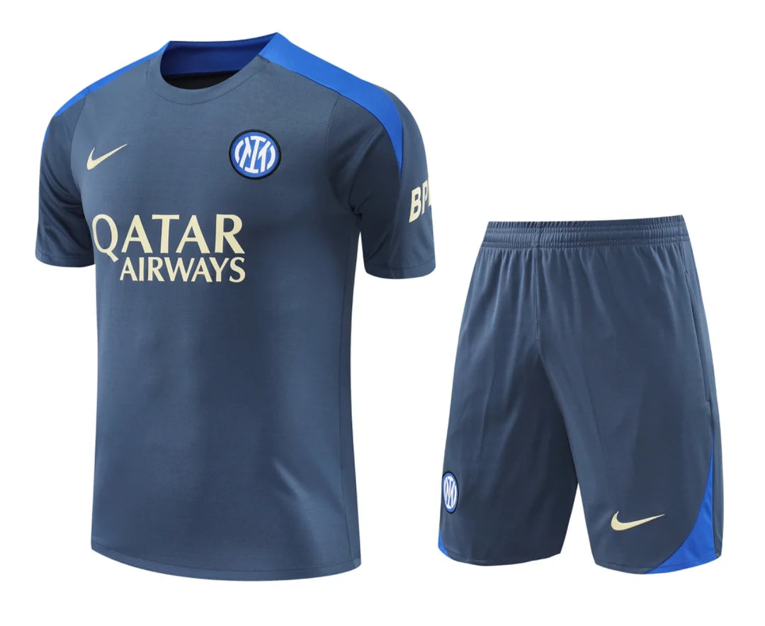 Kit football Inter milan ensemble training 2025/26