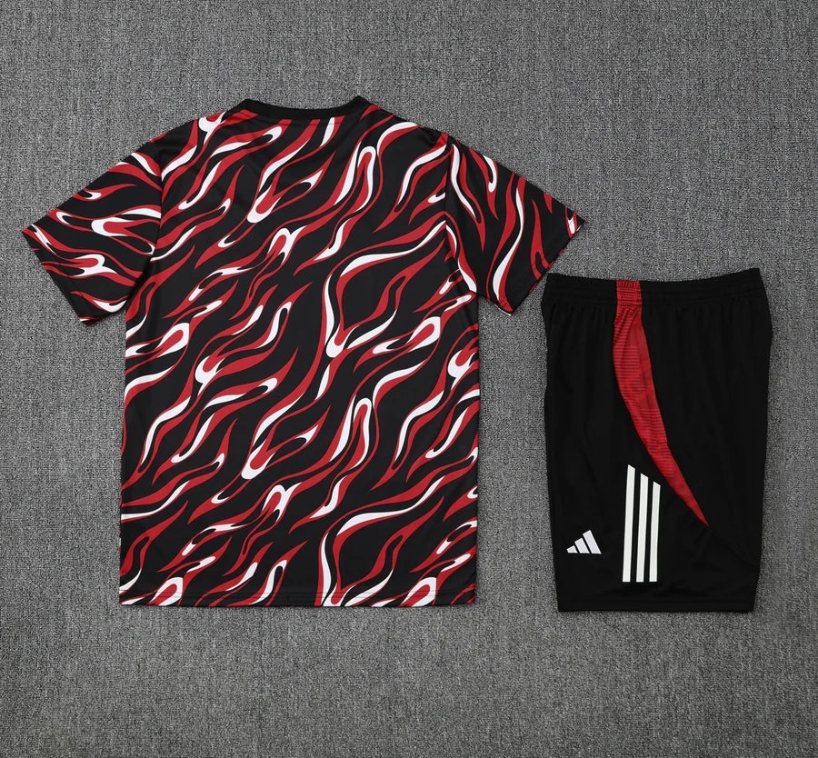 Kit ensemble football Manchester United 2025/26