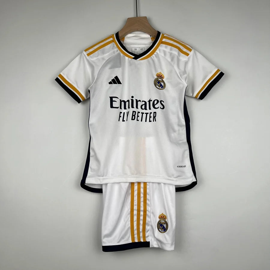 Kit ensemble football Real Madrid domicile adulte enfant 2023/24