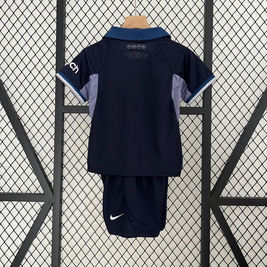 Kit Tottenham extérieur 2023/24