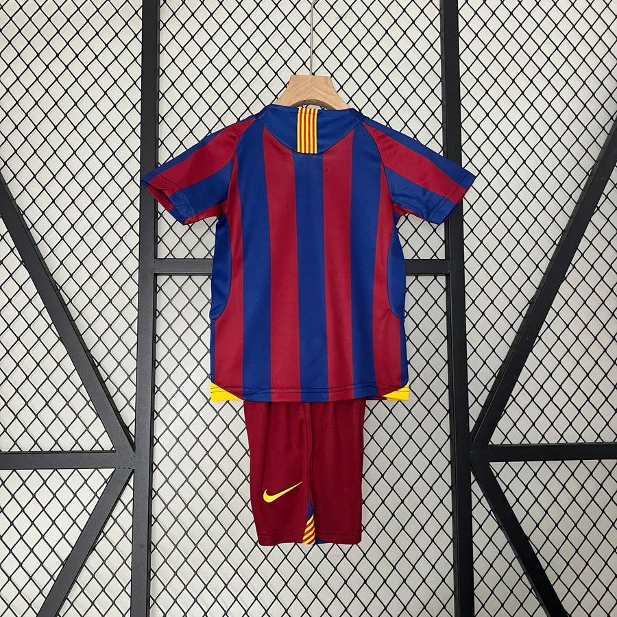 Kit enfant/adulte FC Barcelone/Barcelona domicile 2005/06