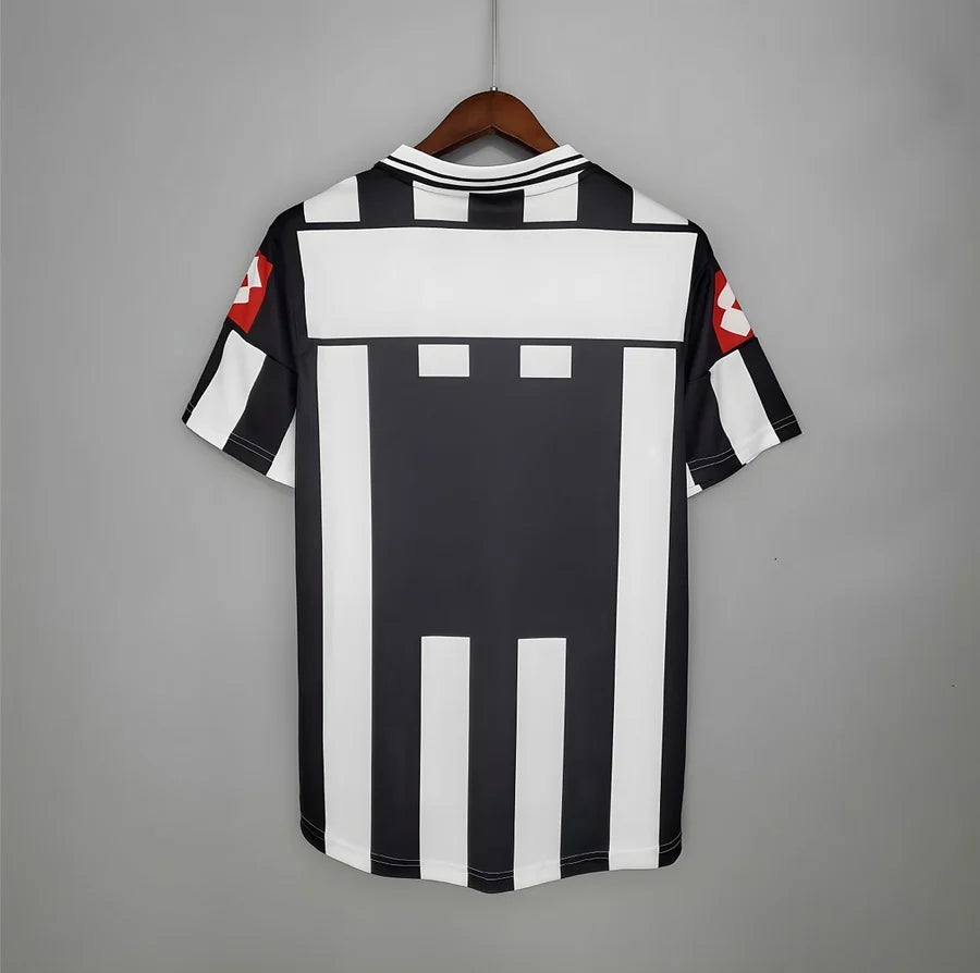 Maillot Juventus domicile 2001/02