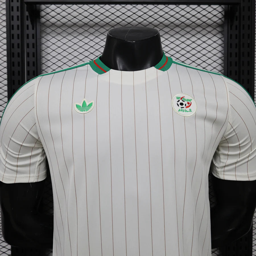 Maillot football Algérie / Algeria Retro الجزائر 2025/26