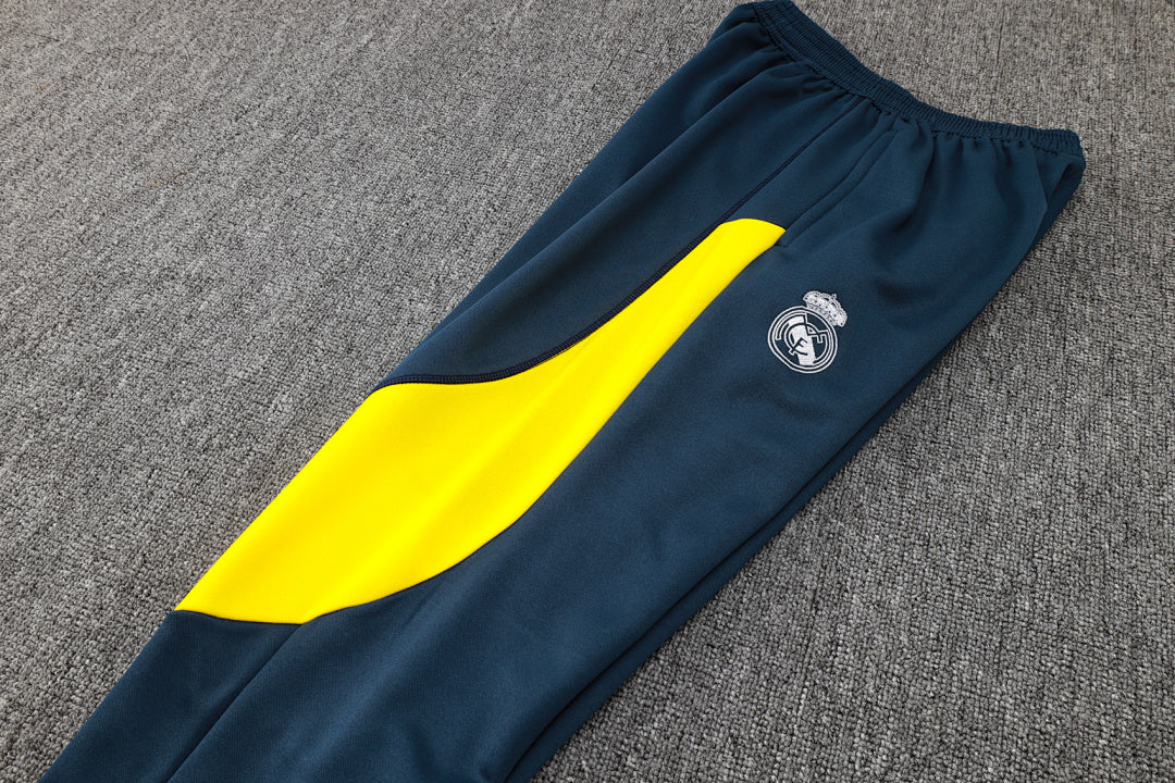 Ensemble Veste Real Madrid 2023/24- Avec Capuche
