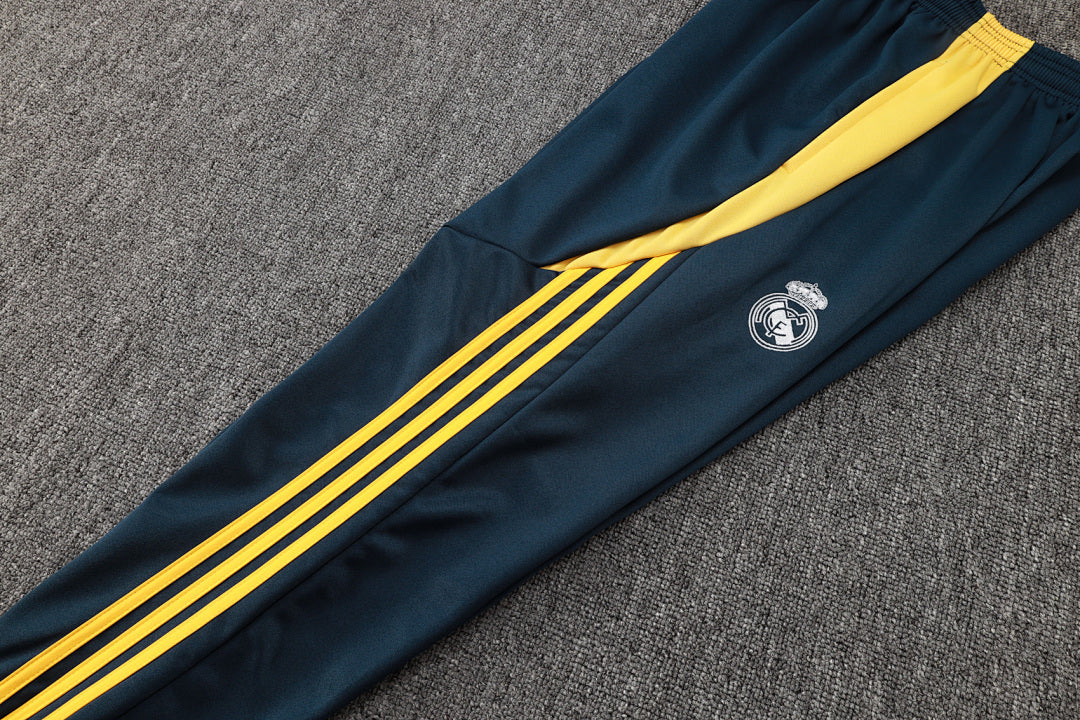 Ensemble Veste Real Madrid 2023/24- Avec Capuche