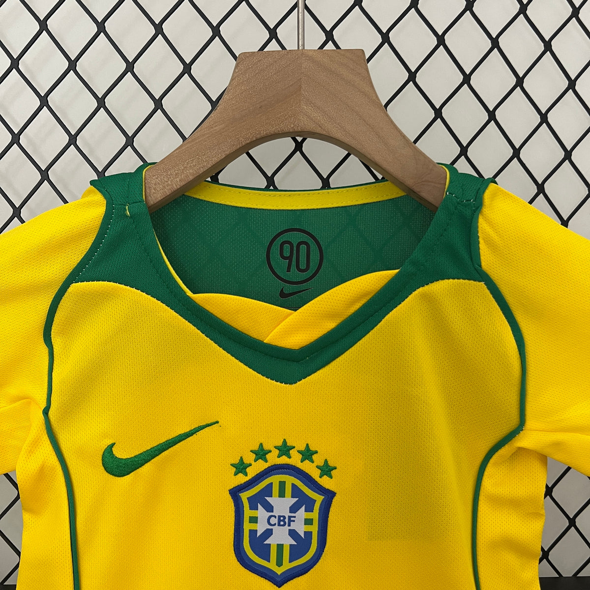 Kit Ensemble Football Brésil Domicile Enfant Rétro 2004