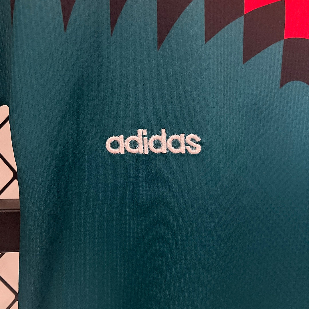 Kit Ensemble Football Extérieur Enfant Rétro 1994