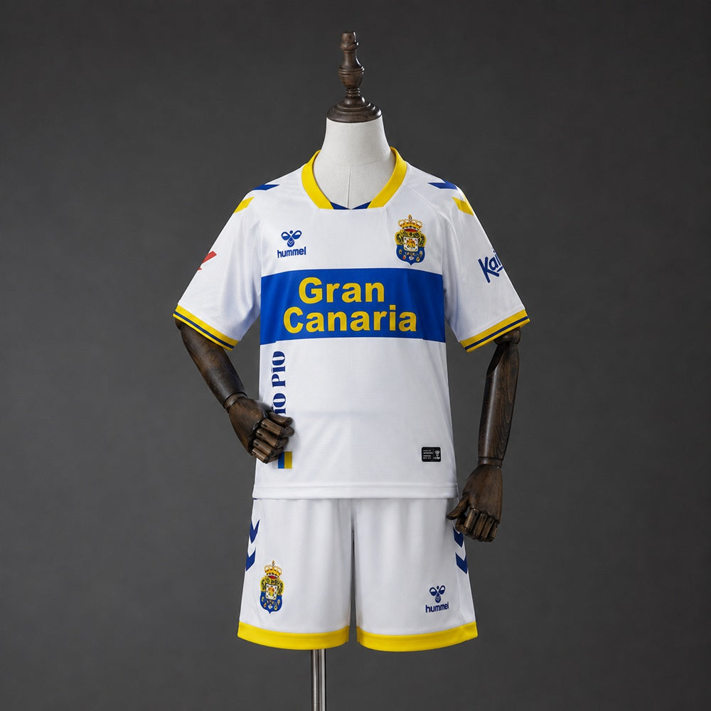 Kit ensemble football third enfant 2026/27 .