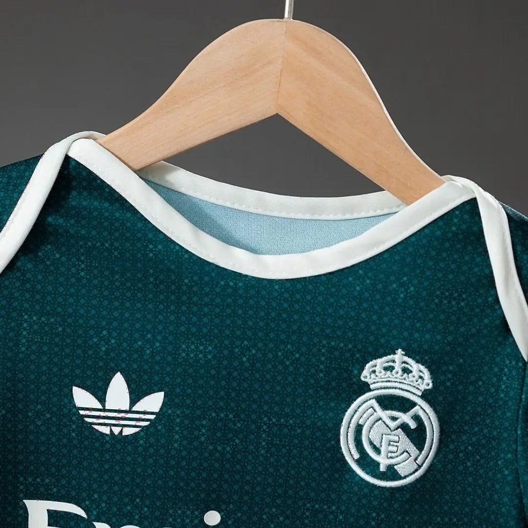 Maillot Bébé Extérieur 2026/2027