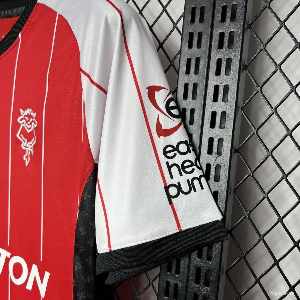 Maillot football Lincoln city domicile 2024/25
