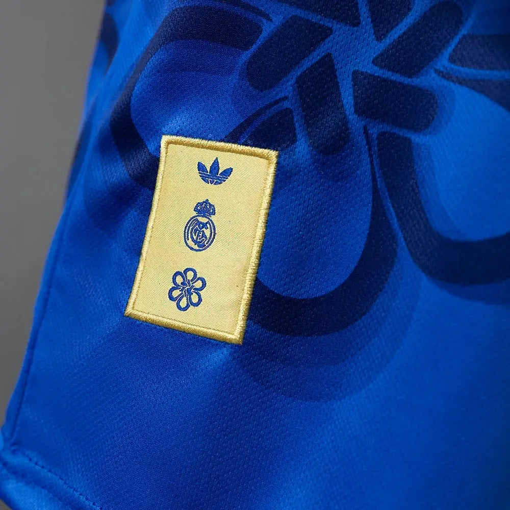 Maillot football Real Madrid version spéciale 2026/27
