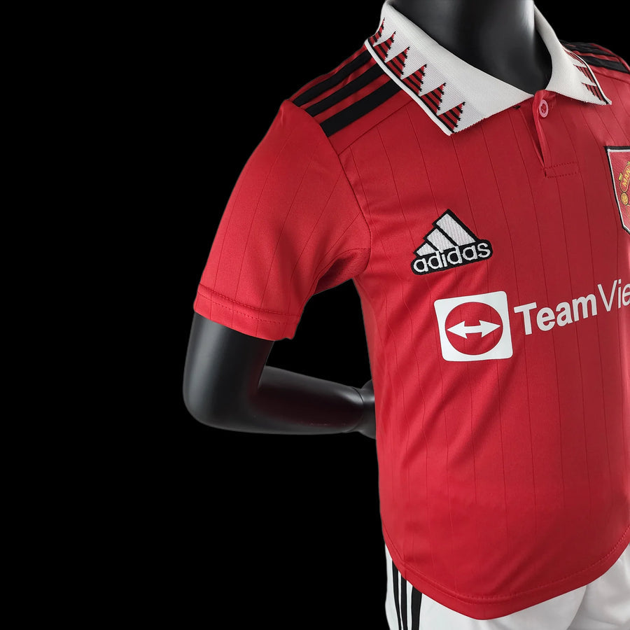 Kit Manchester United domicile 2022/23 Enfant