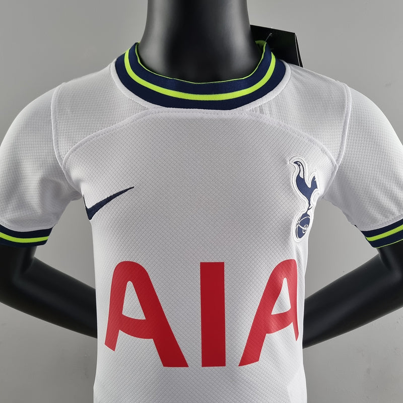 Kit Tottenham domicile 2022/23