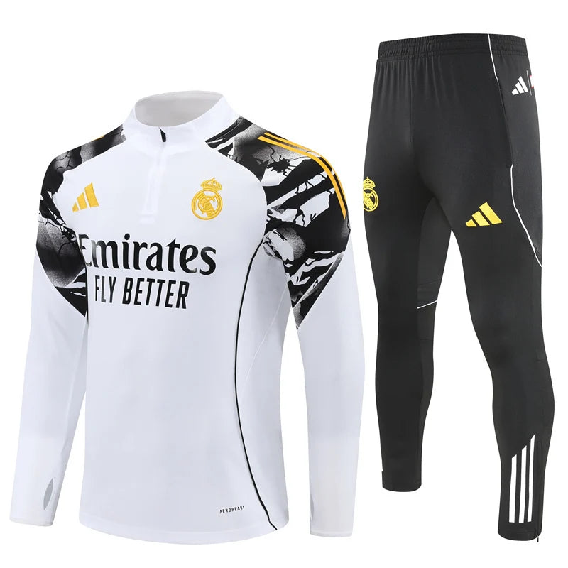 Survêtement Real Madrid Spécial Avengers Marvel jogging 2025/26