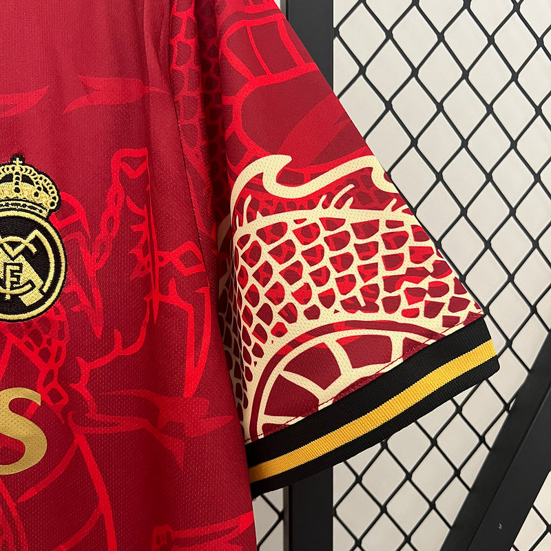 MAILLOT 24/25 REAL MADRID EDITION SPÉCIAL Rouge